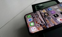 为什么苹果手机屏幕失灵(为什么苹果手机屏幕失灵什么都按不了)